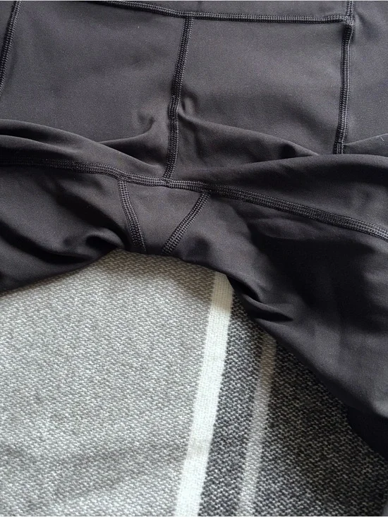 Lululemon Speed Up Tight in Black 28" *Full-On Luxtreme - Picture 8 of 13